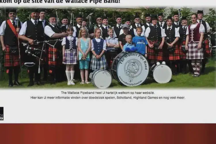the wallace pipeband