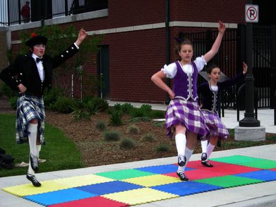 dance_800x600d90.jpg