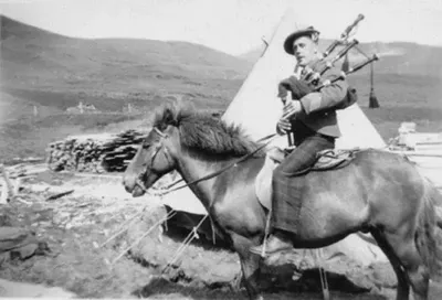 band-wwii-pmajor-scott-iceland.webp