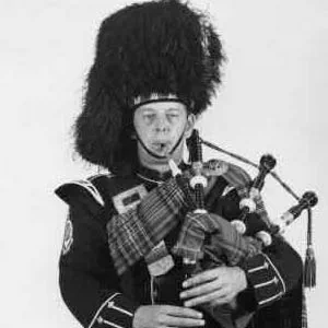 chicago highlanders pipe band