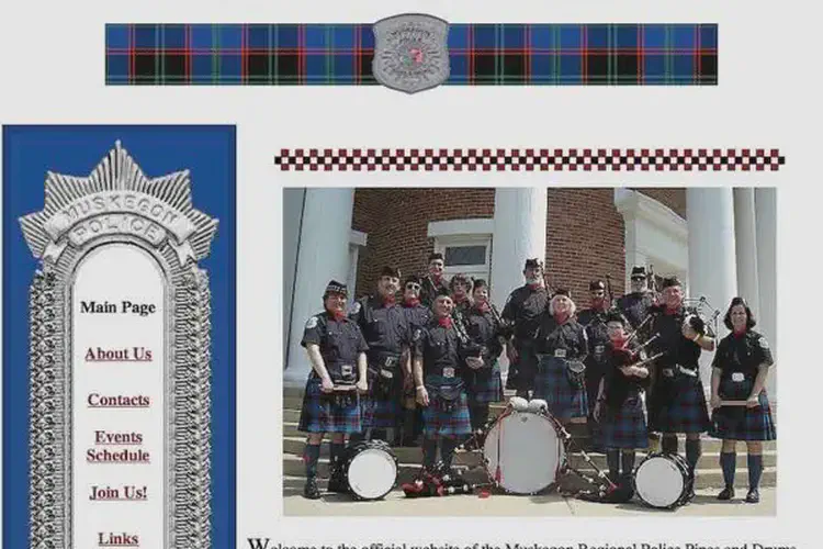 muskegon police pipes and drums