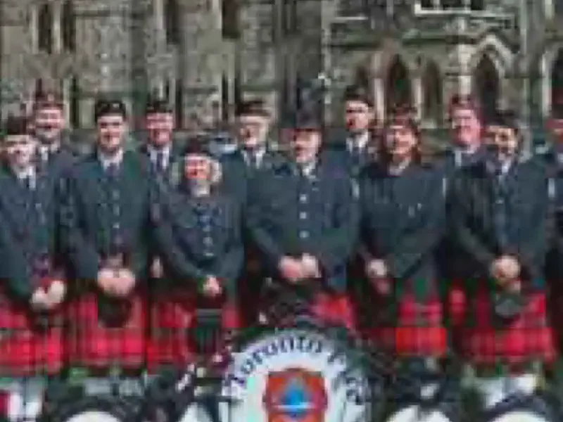 toronto fire services pipes and drums