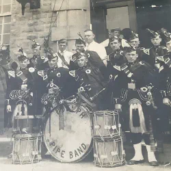 oldbandphoto.jpg.webp